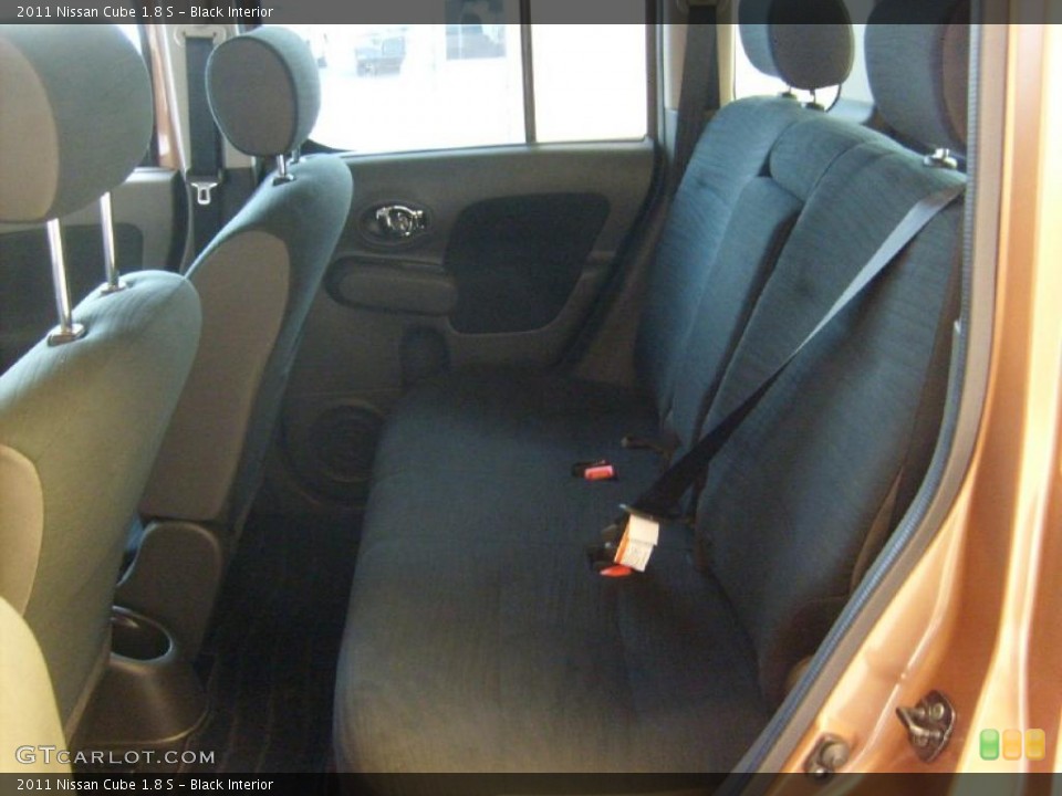 Black Interior Photo for the 2011 Nissan Cube 1.8 S #45569639