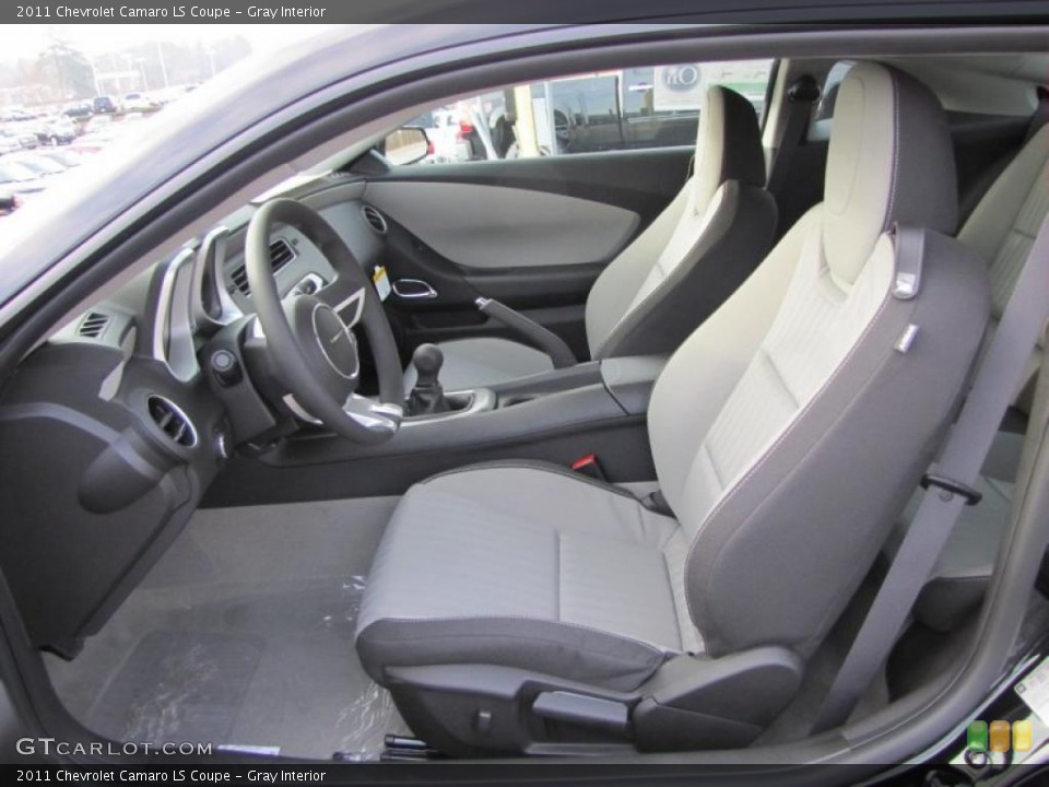 Gray Interior Photo for the 2011 Chevrolet Camaro LS Coupe #45575526