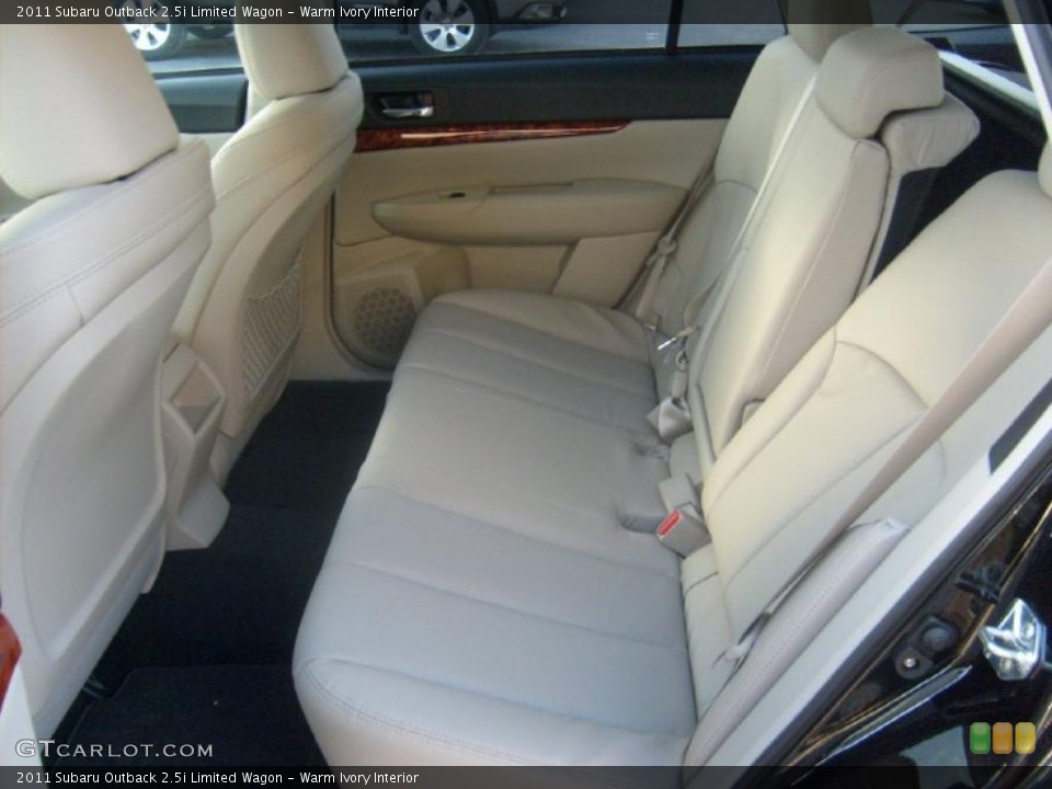 Warm Ivory Interior Photo for the 2011 Subaru Outback 2.5i Limited Wagon #45585835