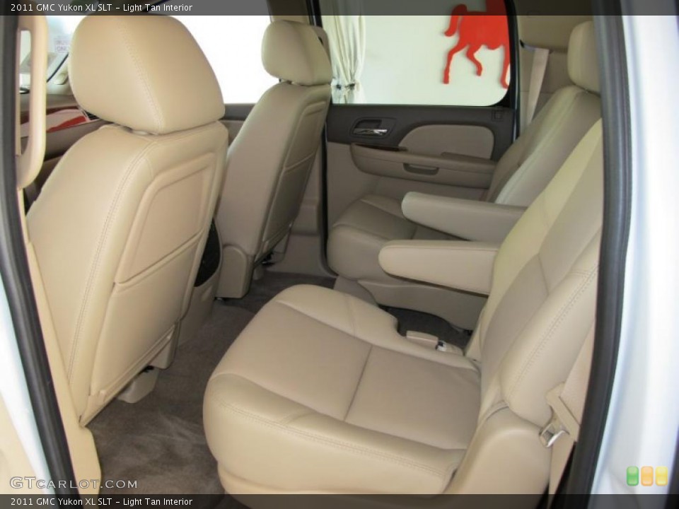 Light Tan Interior Photo for the 2011 GMC Yukon XL SLT #45587803