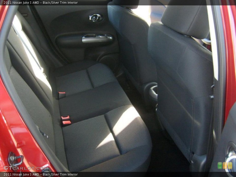 Black/Silver Trim Interior Photo for the 2011 Nissan Juke S AWD #45587963