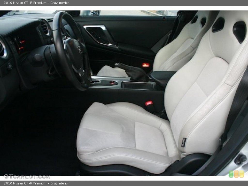 Gray Interior Photo for the 2010 Nissan GT-R Premium #45589055