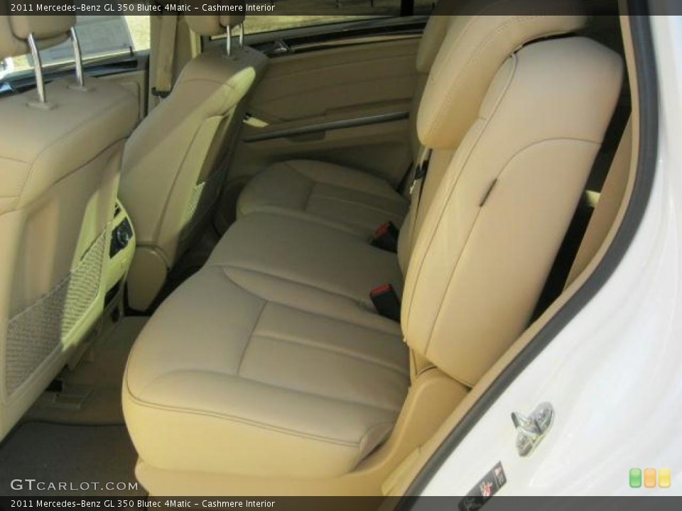 Cashmere Interior Photo for the 2011 Mercedes-Benz GL 350 Blutec 4Matic #45593371
