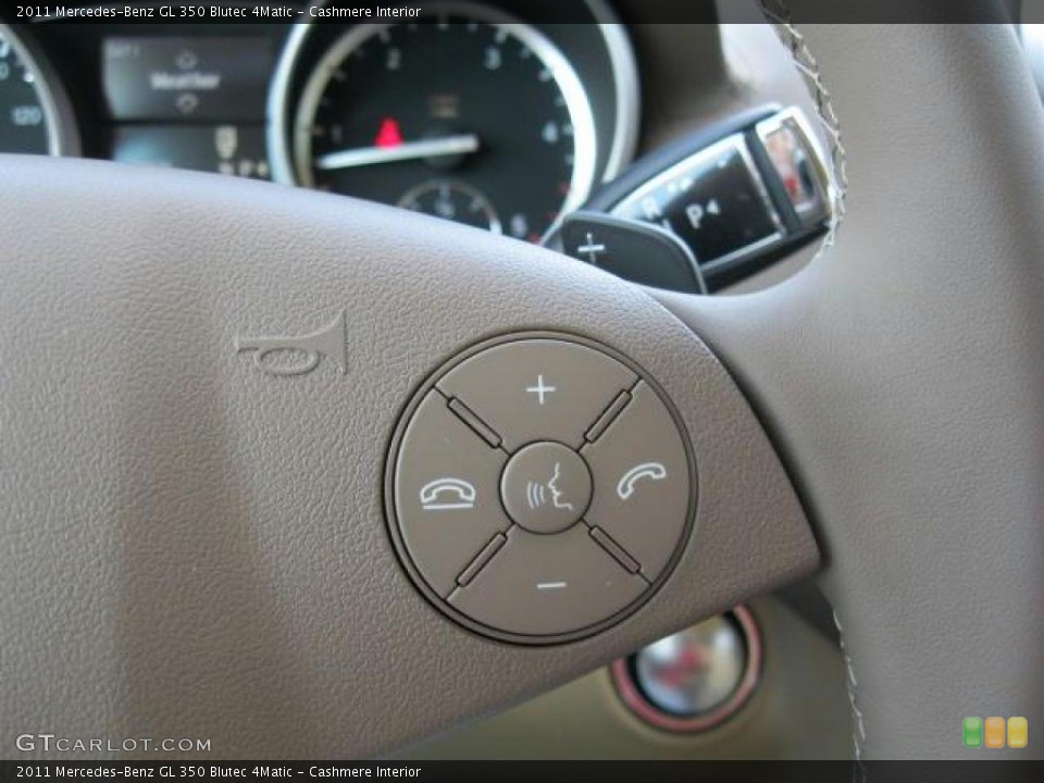Cashmere Interior Controls for the 2011 Mercedes-Benz GL 350 Blutec 4Matic #45593415
