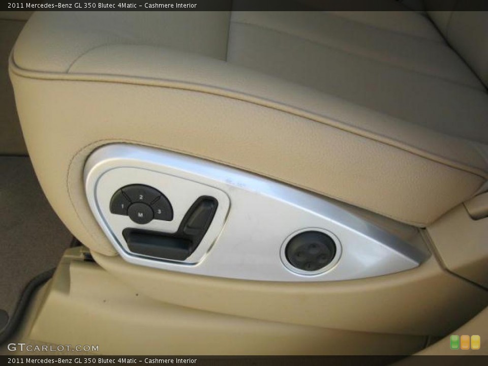 Cashmere Interior Controls for the 2011 Mercedes-Benz GL 350 Blutec 4Matic #45593447