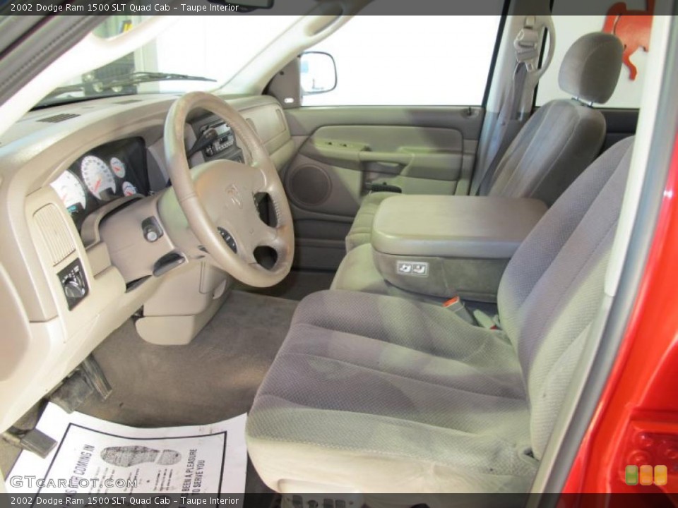 Taupe Interior Photo for the 2002 Dodge Ram 1500 SLT Quad Cab #45593939