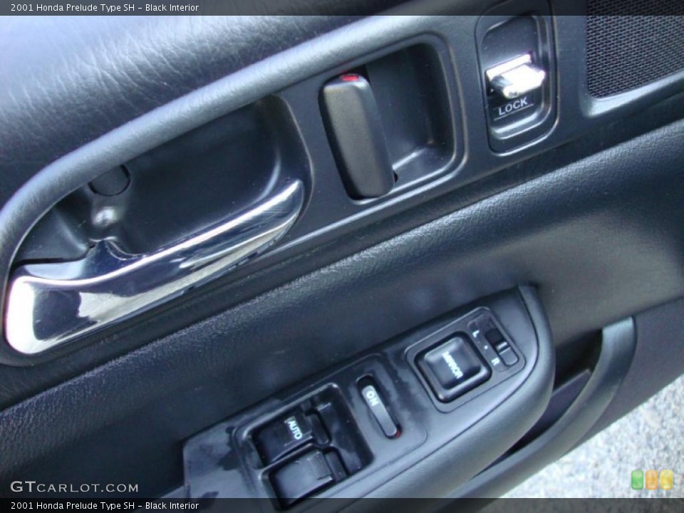 Black Interior Controls for the 2001 Honda Prelude Type SH #45607170