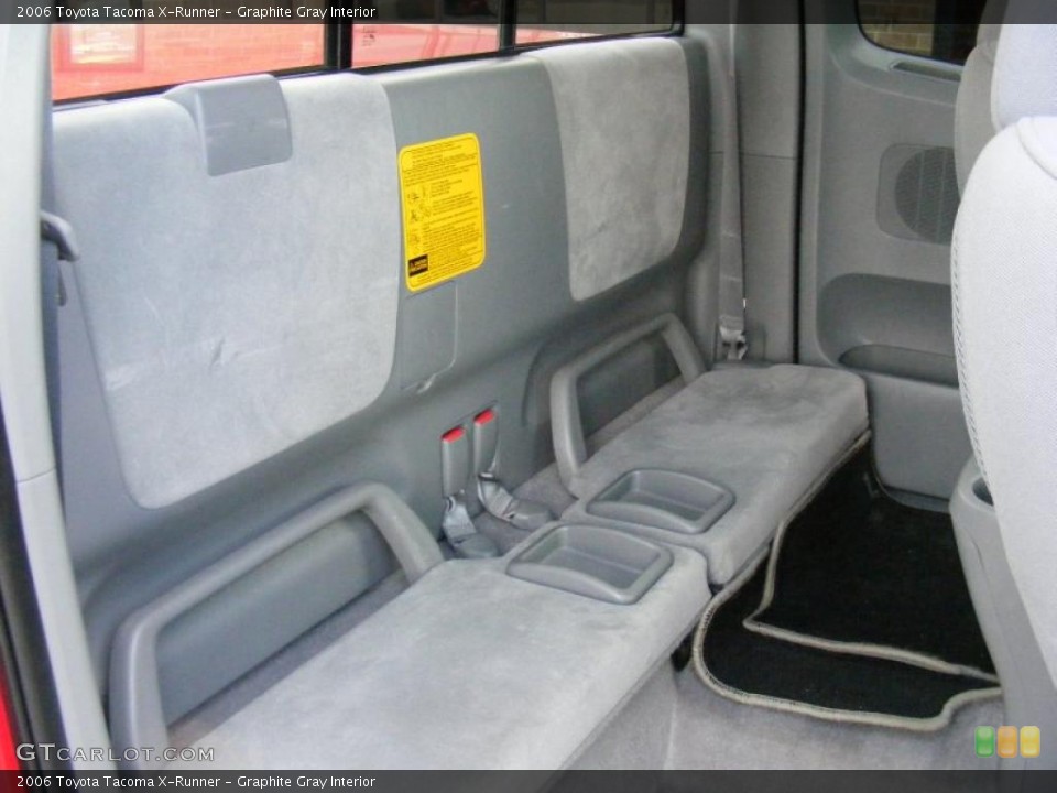 Graphite Gray Interior Photo for the 2006 Toyota Tacoma X-Runner #45609534