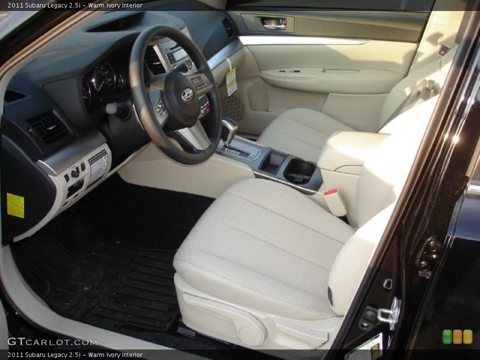 Warm Ivory Interior Photo for the 2011 Subaru Legacy 2.5i #45611523