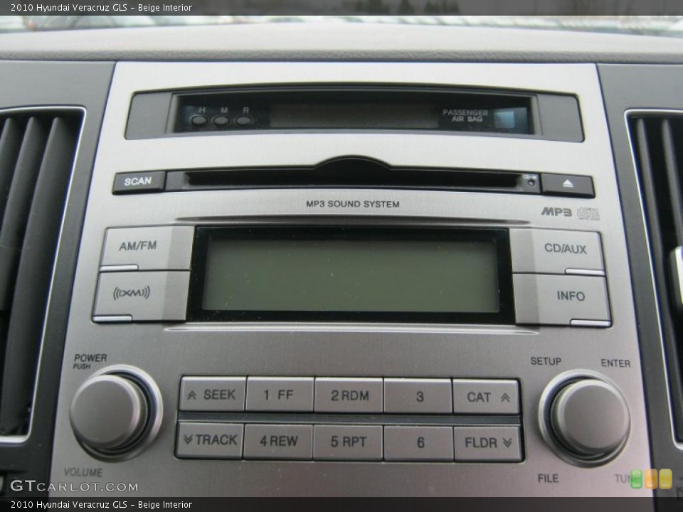 Beige Interior Controls for the 2010 Hyundai Veracruz GLS #45612349