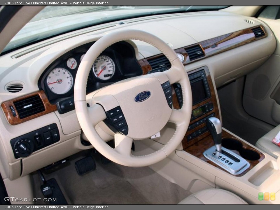 Pebble Beige Interior Dashboard for the 2006 Ford Five Hundred Limited AWD #45615984
