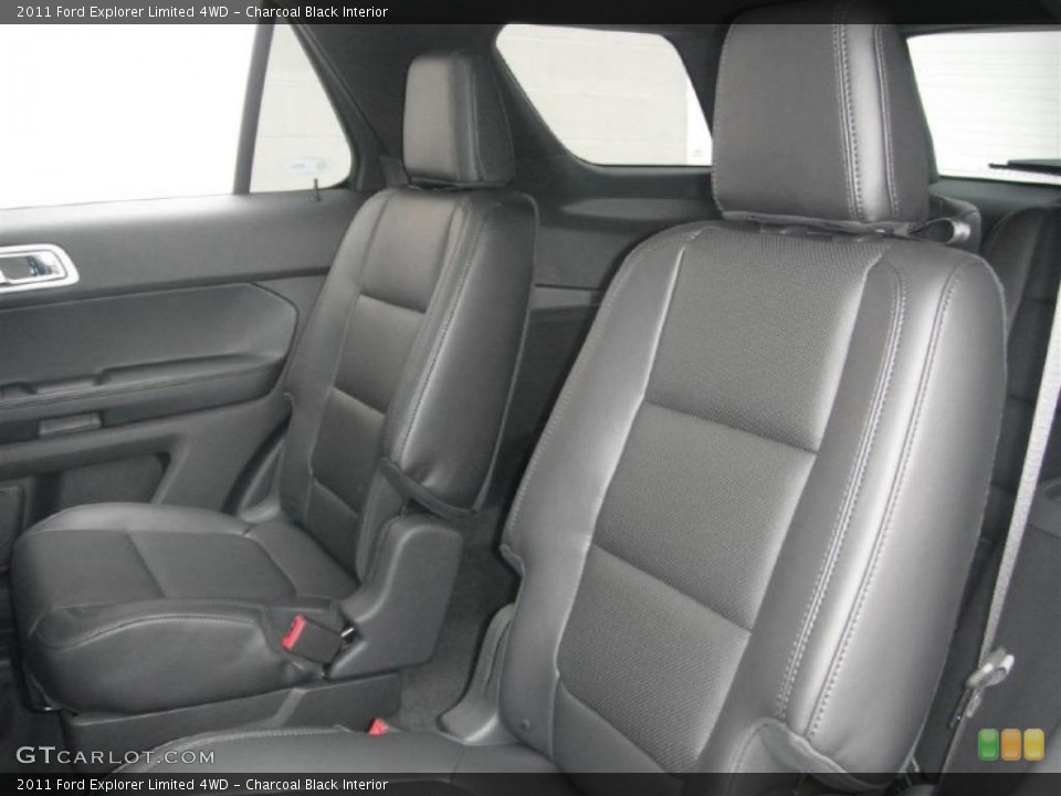 Charcoal Black Interior Photo for the 2011 Ford Explorer Limited 4WD #45619284