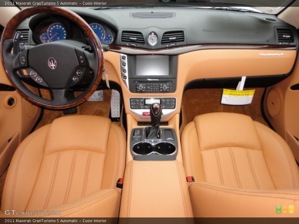 Cuoio Interior Dashboard for the 2011 Maserati GranTurismo S Automatic #45619401