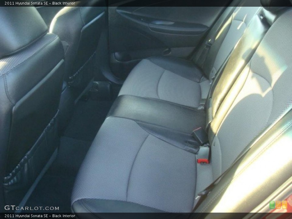 Black Interior Photo for the 2011 Hyundai Sonata SE #45621132