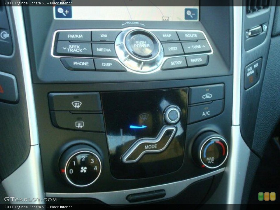Black Interior Controls for the 2011 Hyundai Sonata SE #45621202
