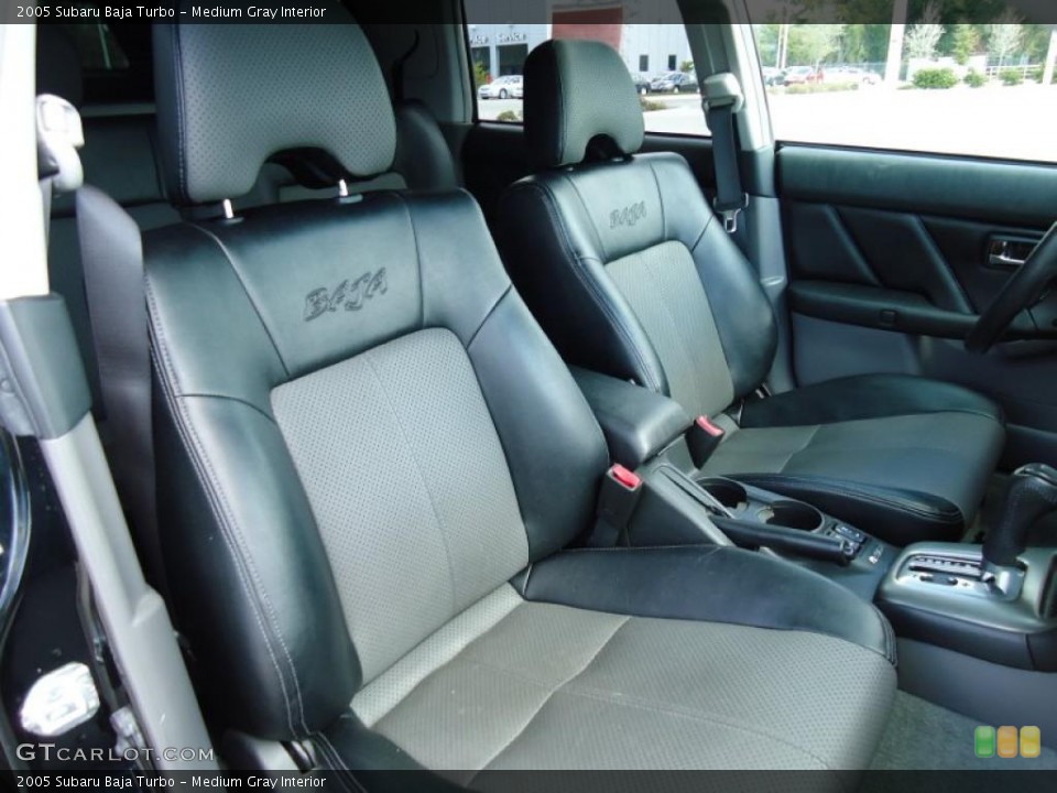 Medium Gray Interior Photo for the 2005 Subaru Baja Turbo #45629529