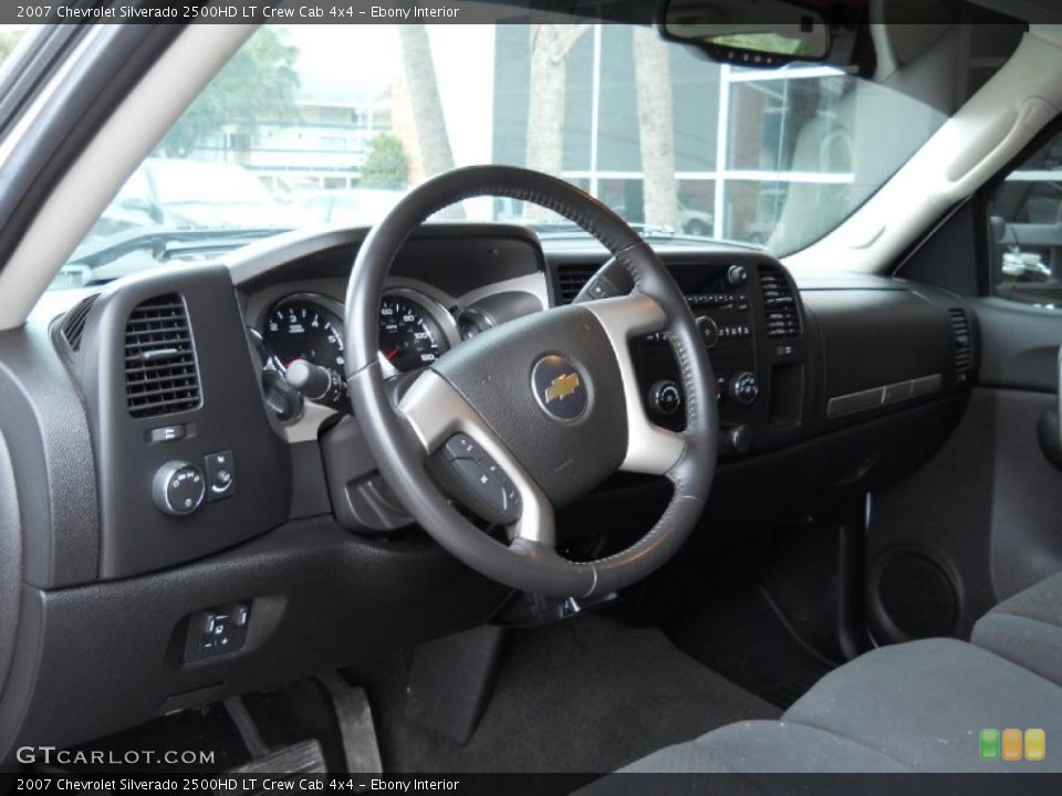 Ebony Interior Photo for the 2007 Chevrolet Silverado 2500HD LT Crew Cab 4x4 #45630504