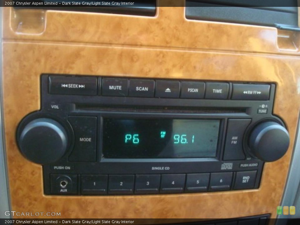Dark Slate Gray/Light Slate Gray Interior Controls for the 2007 Chrysler Aspen Limited #45632241