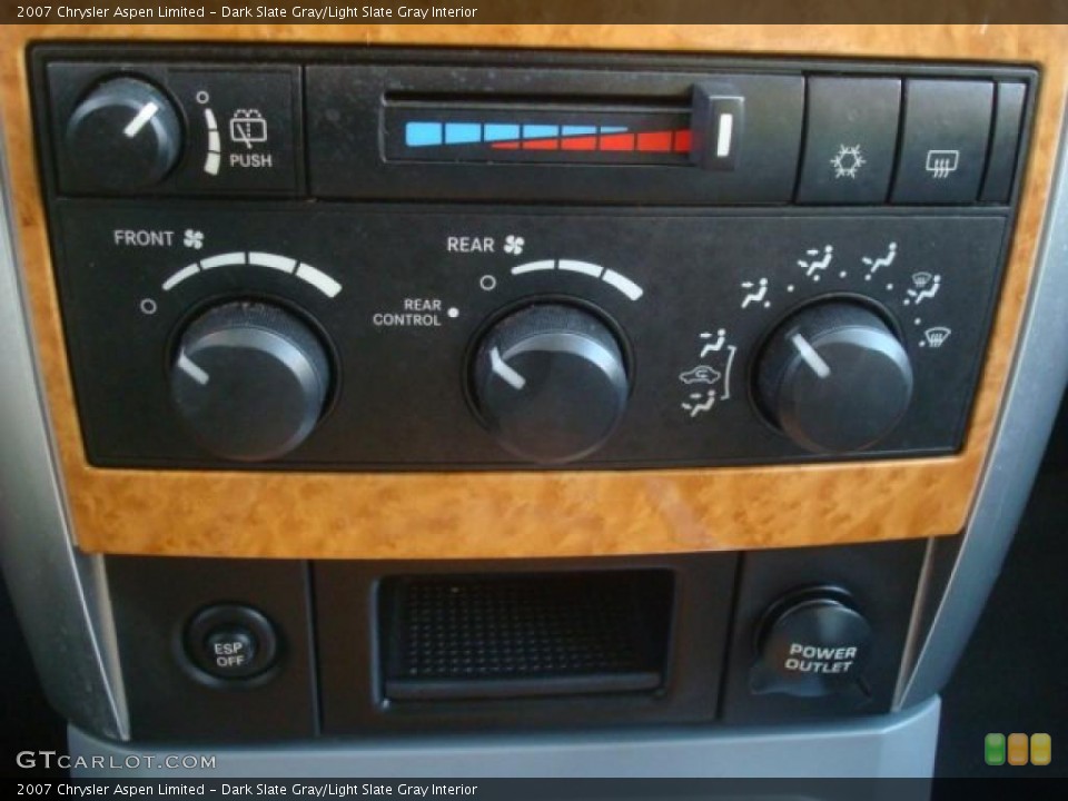 Dark Slate Gray/Light Slate Gray Interior Controls for the 2007 Chrysler Aspen Limited #45632245