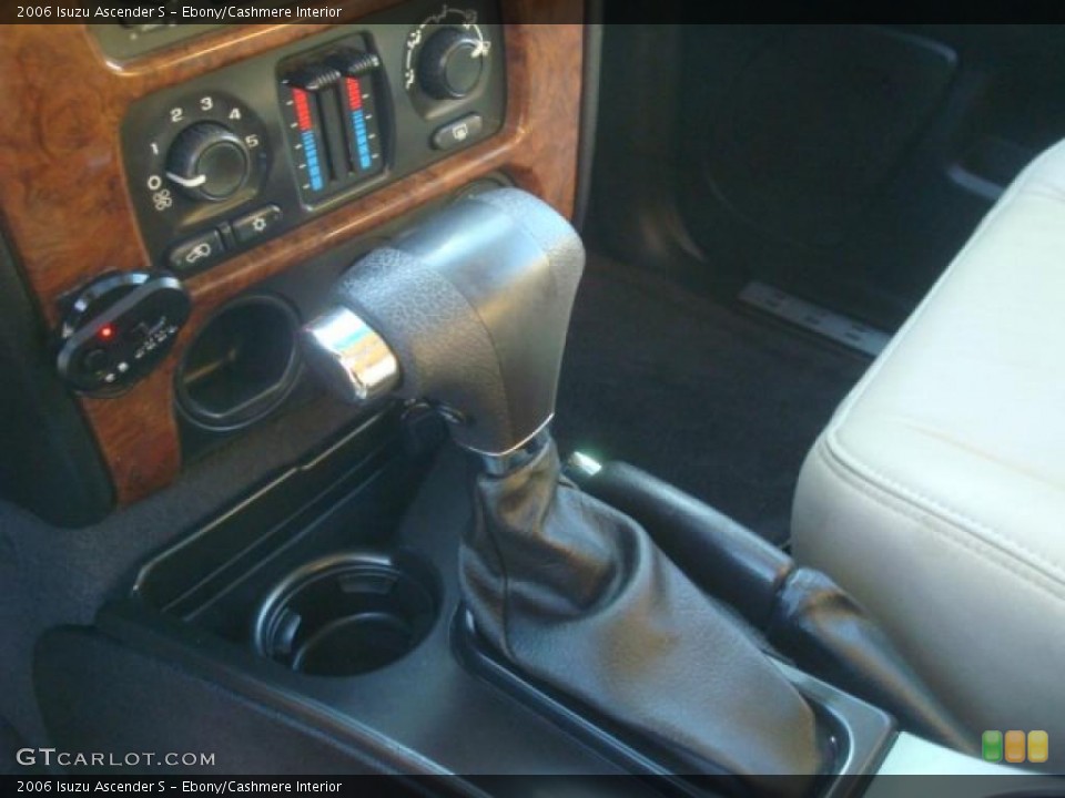 Ebony/Cashmere Interior Transmission for the 2006 Isuzu Ascender S #45632891