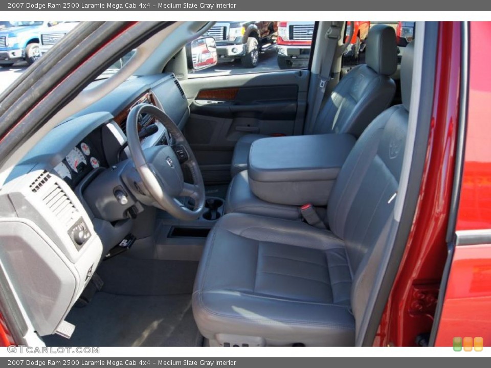 Medium Slate Gray Interior Photo for the 2007 Dodge Ram 2500 Laramie Mega Cab 4x4 #45637166
