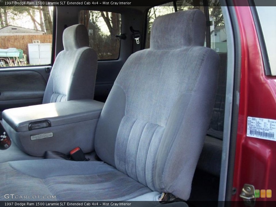 Mist Gray Interior Photo for the 1997 Dodge Ram 1500 Laramie SLT Extended Cab 4x4 #45643697