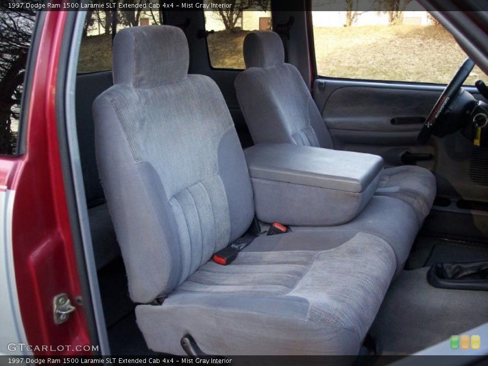 Mist Gray Interior Photo for the 1997 Dodge Ram 1500 Laramie SLT Extended Cab 4x4 #45643737