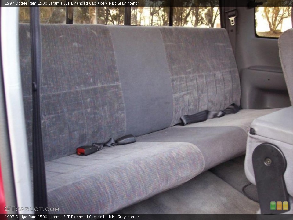 Mist Gray Interior Photo for the 1997 Dodge Ram 1500 Laramie SLT Extended Cab 4x4 #45643780