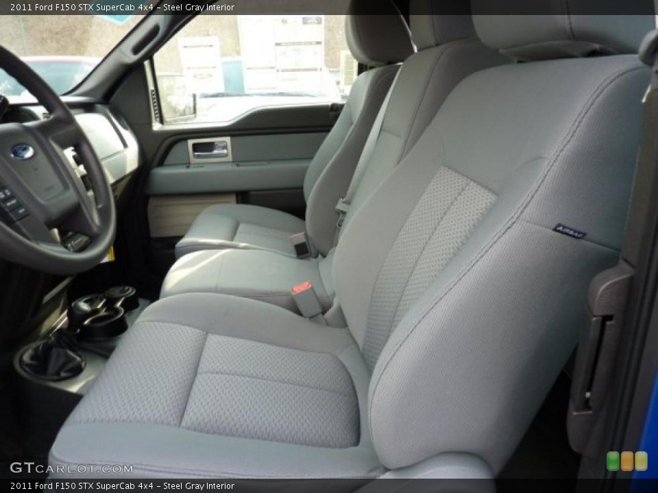 Steel Gray Interior Photo for the 2011 Ford F150 STX SuperCab 4x4 #45644301