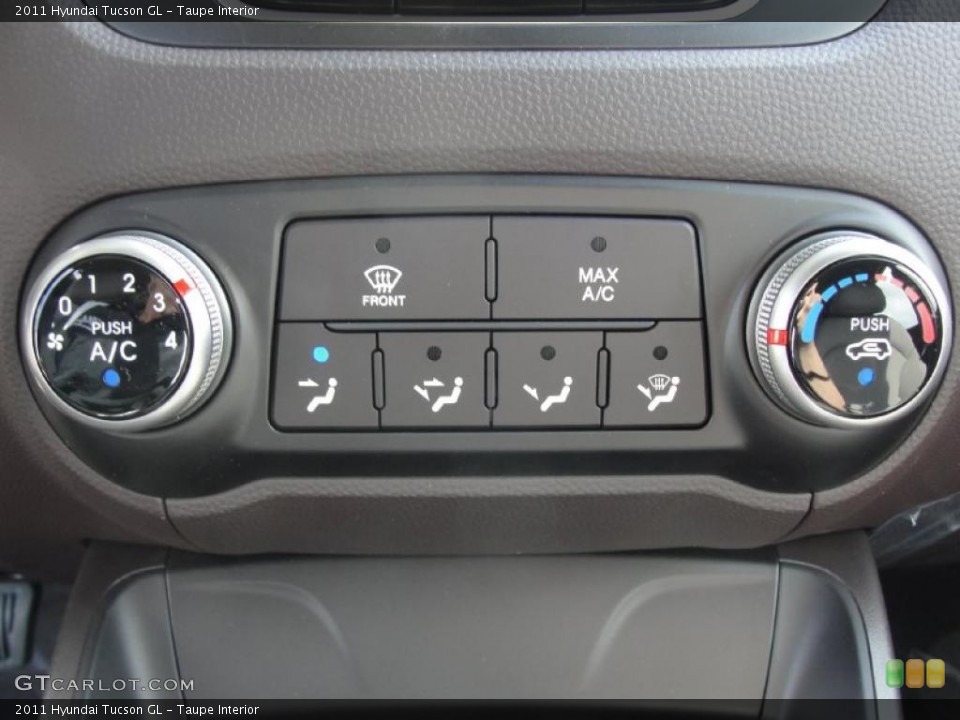 Taupe Interior Controls for the 2011 Hyundai Tucson GL #45651093