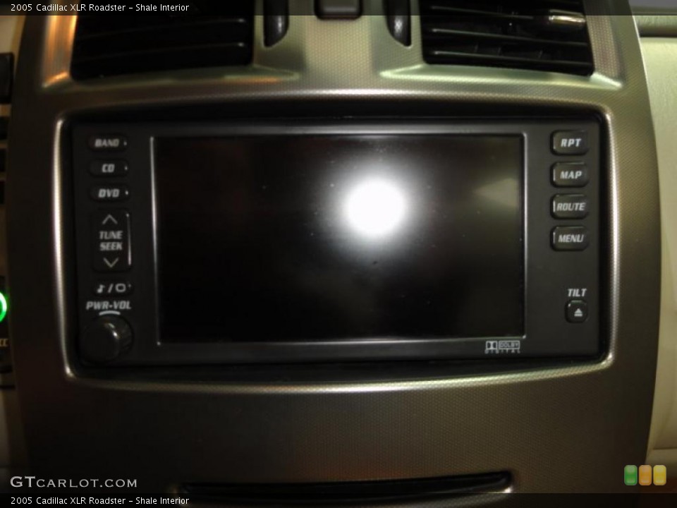 Shale Interior Controls for the 2005 Cadillac XLR Roadster #45657665