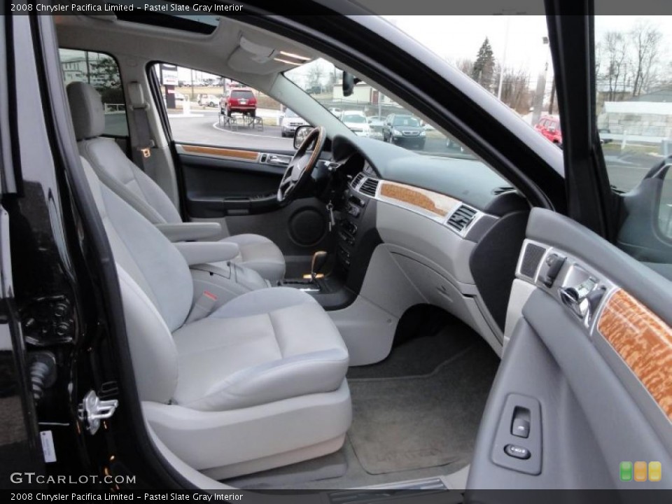 Pastel Slate Gray Interior Photo for the 2008 Chrysler Pacifica Limited #45658249