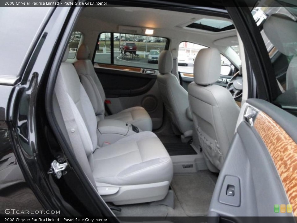 Pastel Slate Gray Interior Photo for the 2008 Chrysler Pacifica Limited #45658269