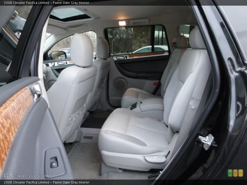 Pastel Slate Gray Interior Photo for the 2008 Chrysler Pacifica Limited #45658309