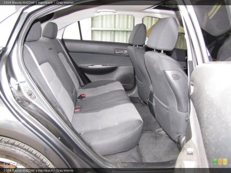 Gray Interior Photo for the 2004 Mazda MAZDA6 s Hatchback #45659253