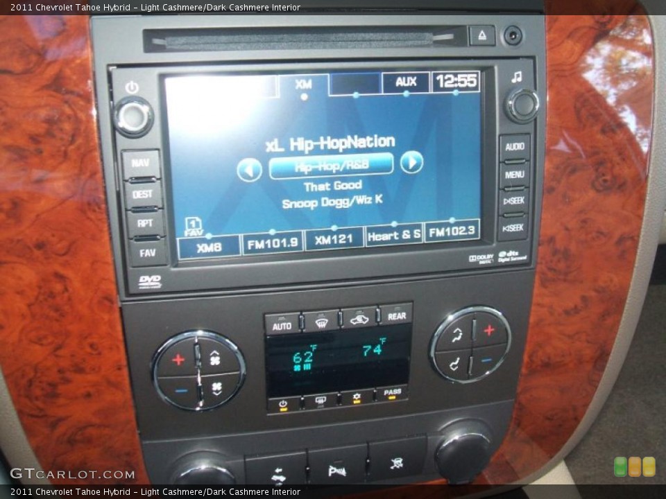 Light Cashmere/Dark Cashmere Interior Controls for the 2011 Chevrolet Tahoe Hybrid #45663718