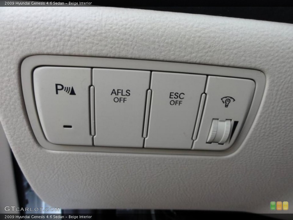 Beige Interior Controls for the 2009 Hyundai Genesis 4.6 Sedan #45664180