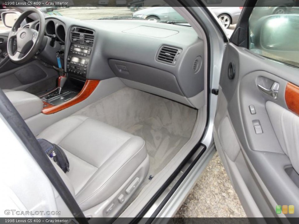 Gray Interior Photo for the 1998 Lexus GS 400 #45665116