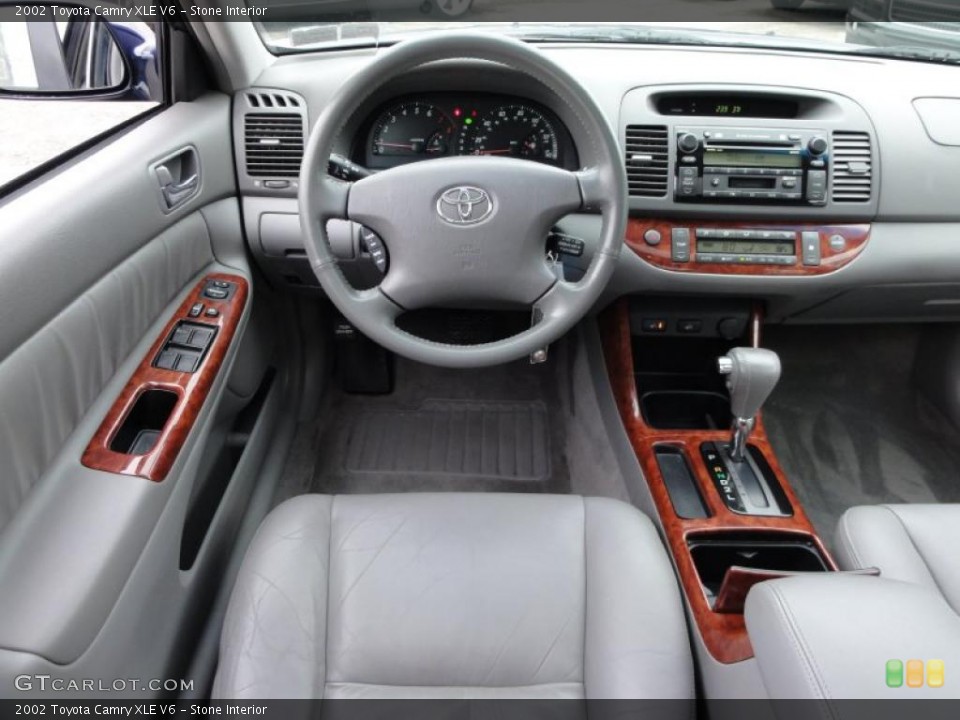 Stone Interior Photo for the 2002 Toyota Camry XLE V6 #45665836