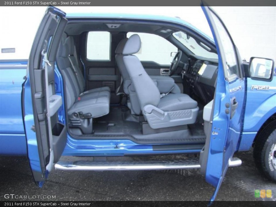 Steel Gray Interior Photo for the 2011 Ford F150 STX SuperCab #45670316