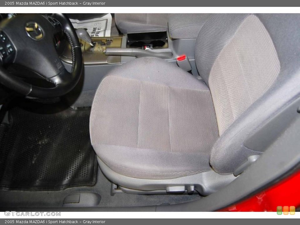 Gray Interior Photo for the 2005 Mazda MAZDA6 i Sport Hatchback #45671042