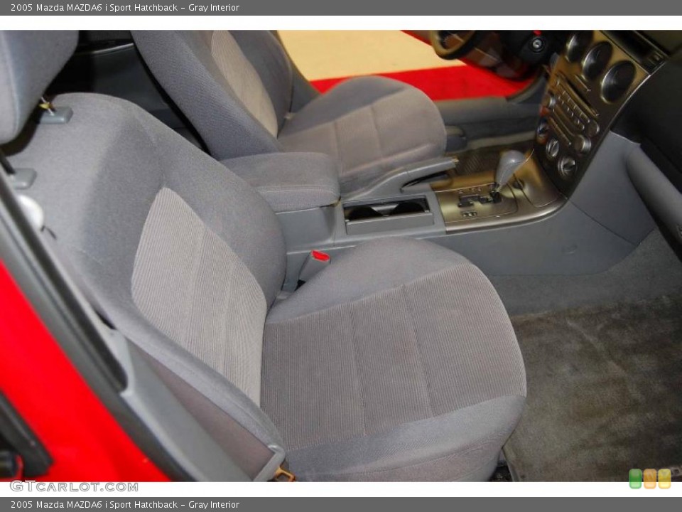 Gray Interior Photo for the 2005 Mazda MAZDA6 i Sport Hatchback #45671410