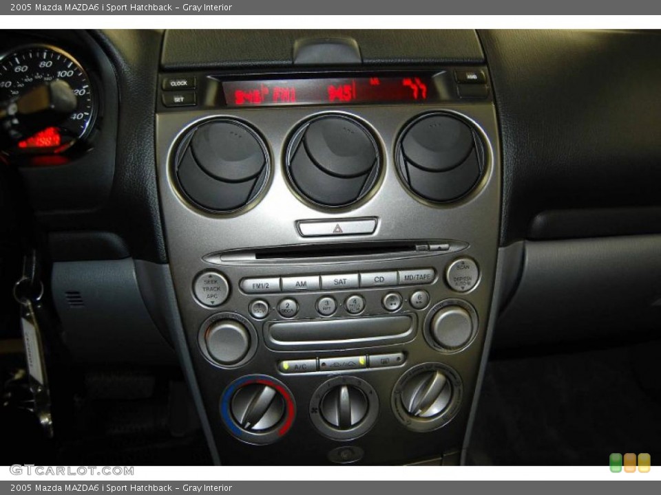 Gray Interior Controls for the 2005 Mazda MAZDA6 i Sport Hatchback #45671526