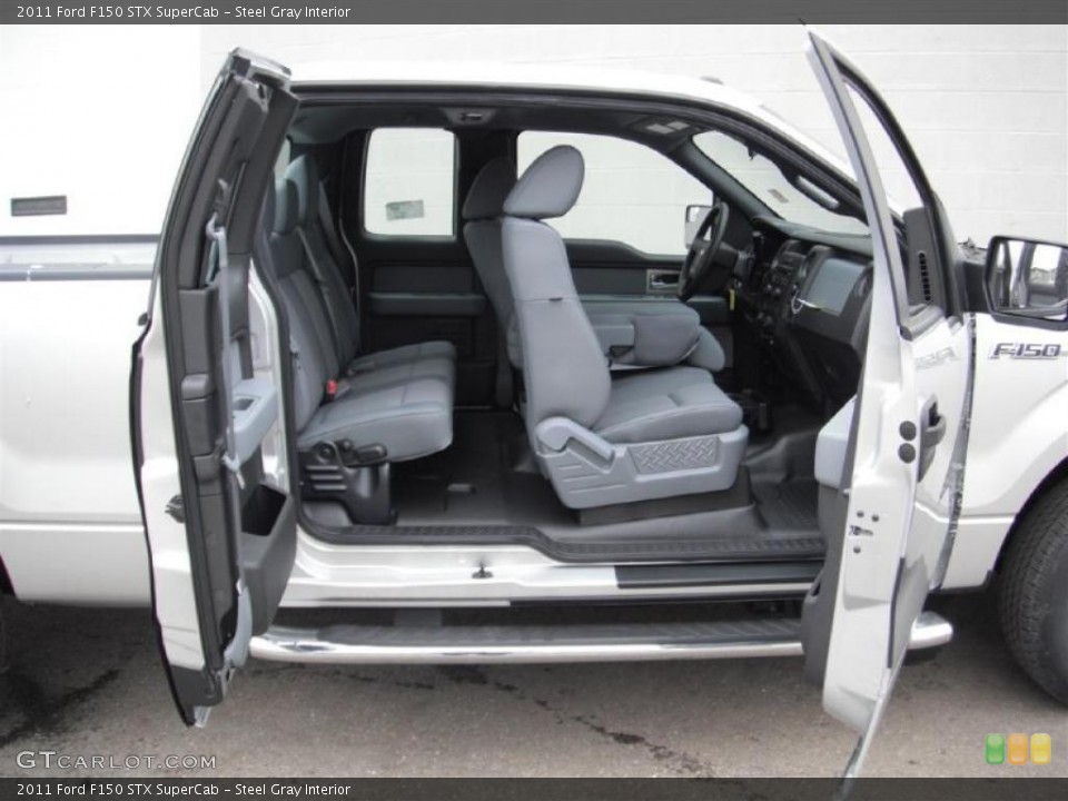 Steel Gray Interior Photo for the 2011 Ford F150 STX SuperCab #45672735