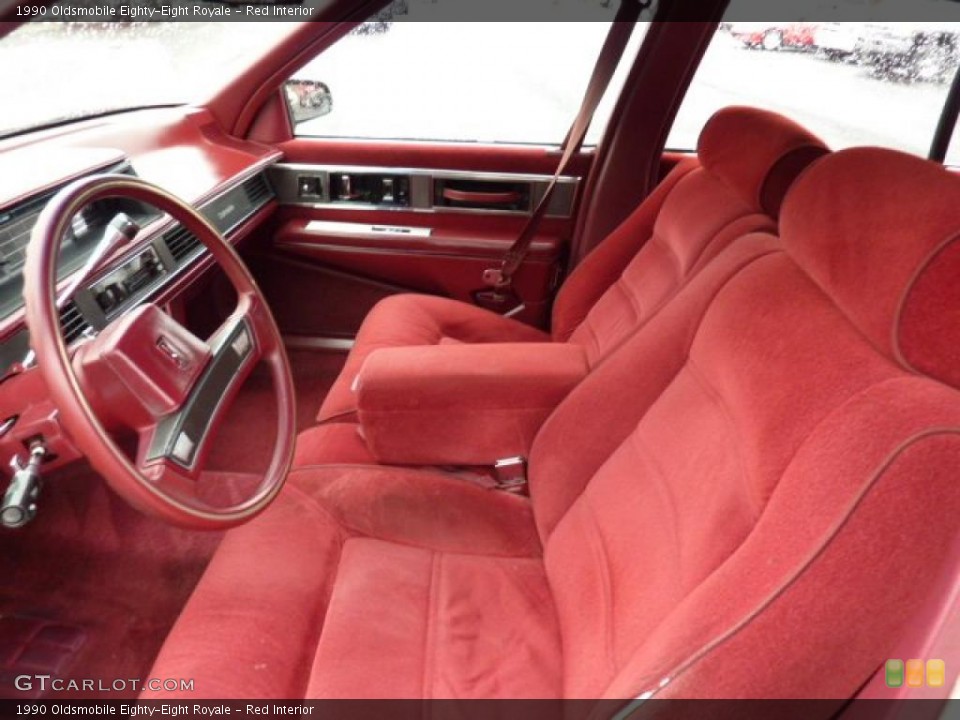 Red Interior Photo for the 1990 Oldsmobile Eighty-Eight Royale #45681044