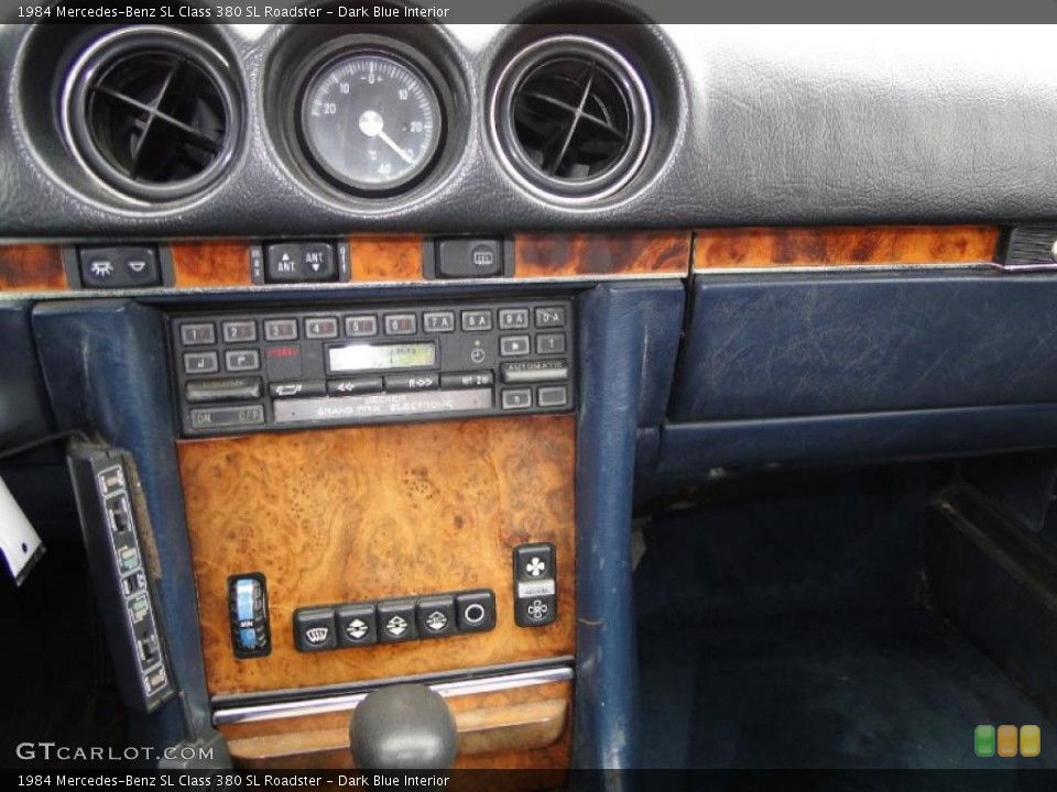 Dark Blue Interior Controls for the 1984 Mercedes-Benz SL Class 380 SL Roadster #45685283
