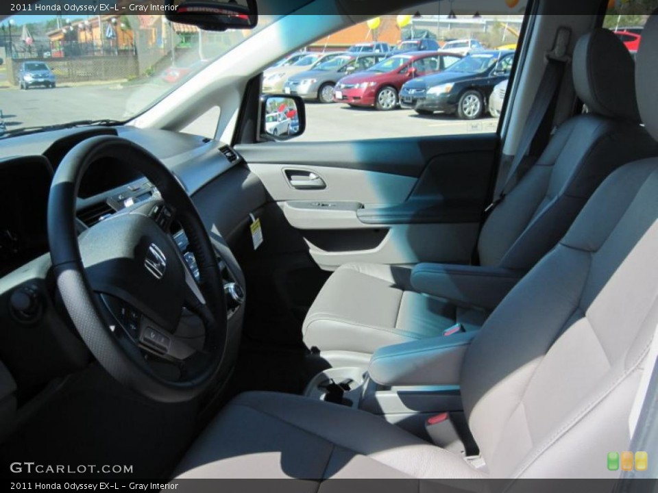 Gray Interior Photo for the 2011 Honda Odyssey EX-L #45691956