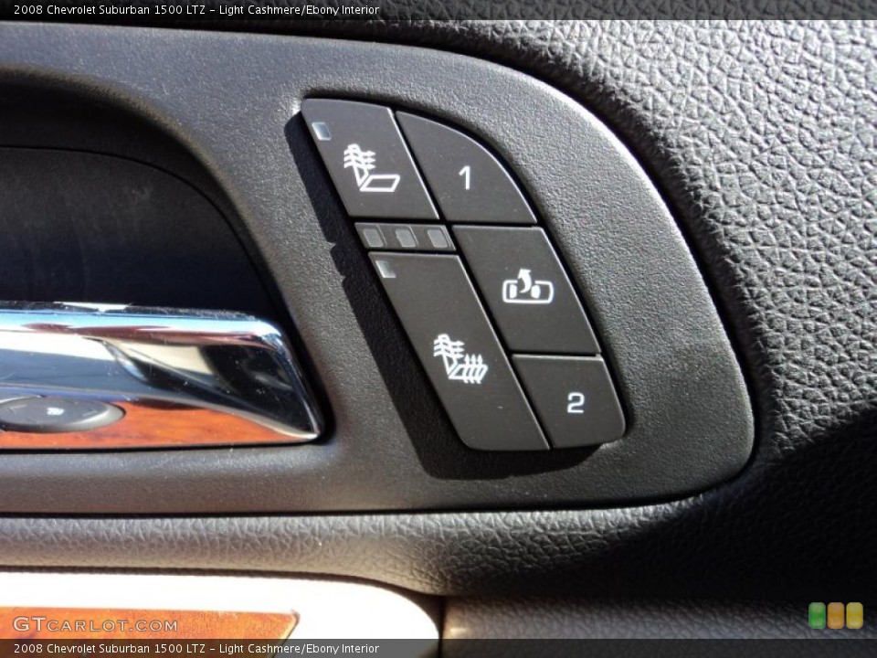 Light Cashmere/Ebony Interior Controls for the 2008 Chevrolet Suburban 1500 LTZ #45695432