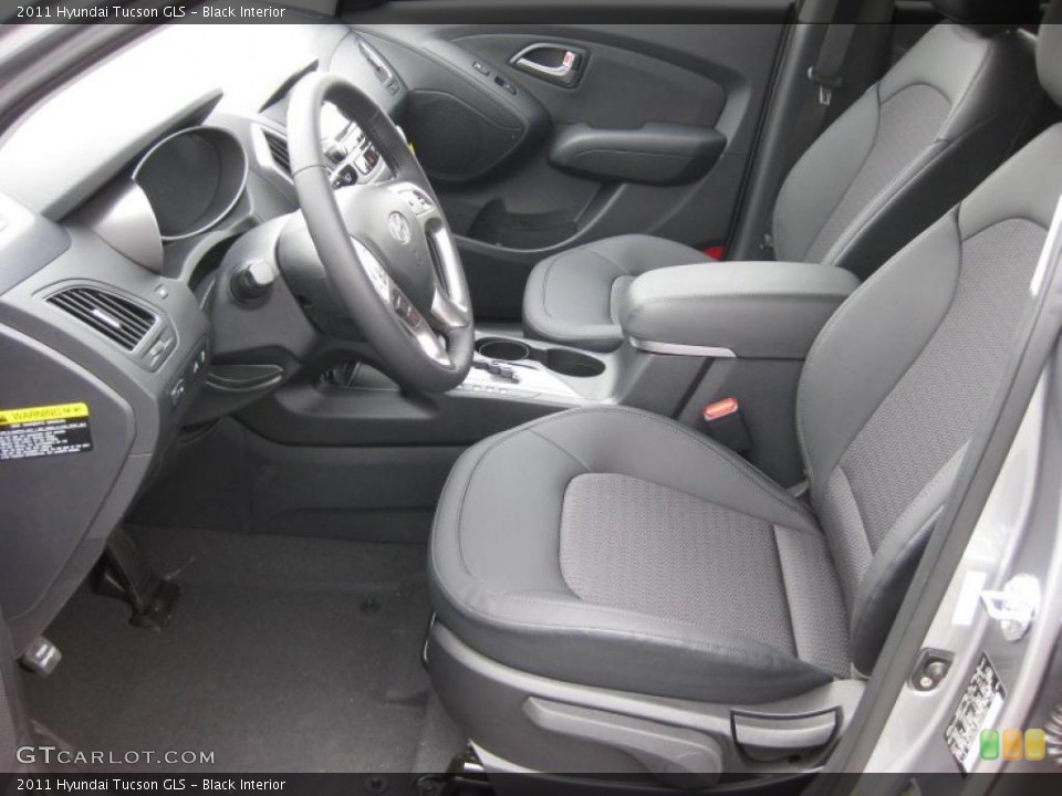 Black Interior Photo for the 2011 Hyundai Tucson GLS #45695440