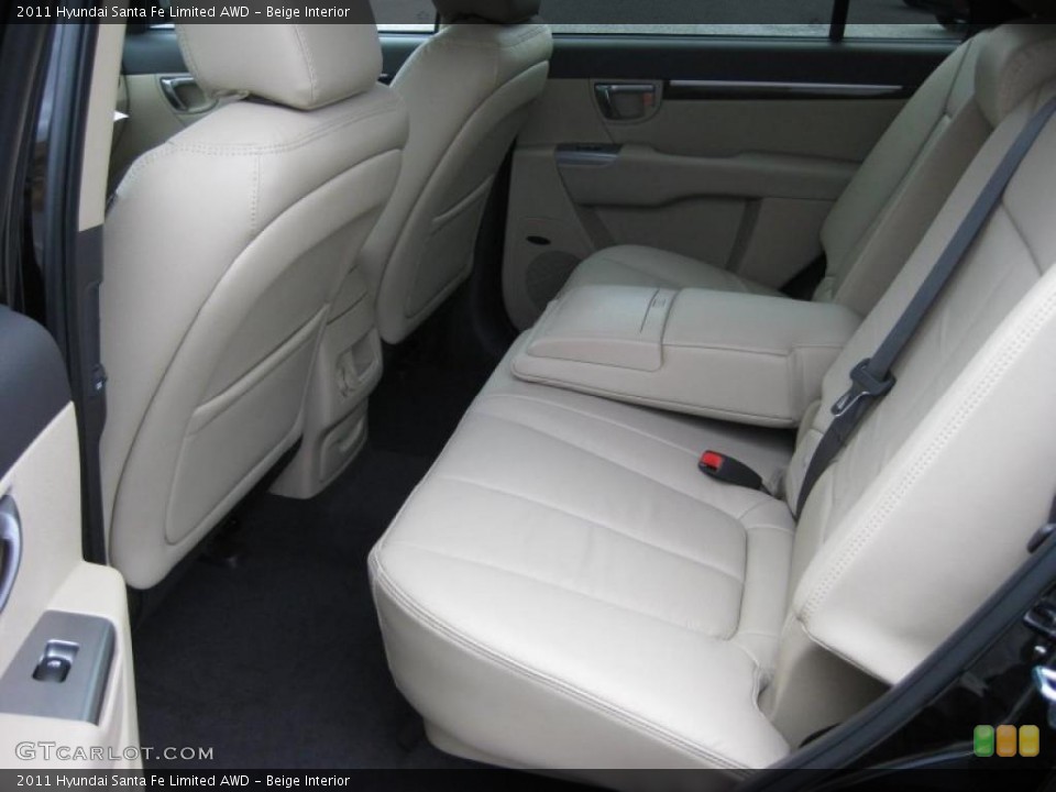 Beige Interior Photo for the 2011 Hyundai Santa Fe Limited AWD #45696128